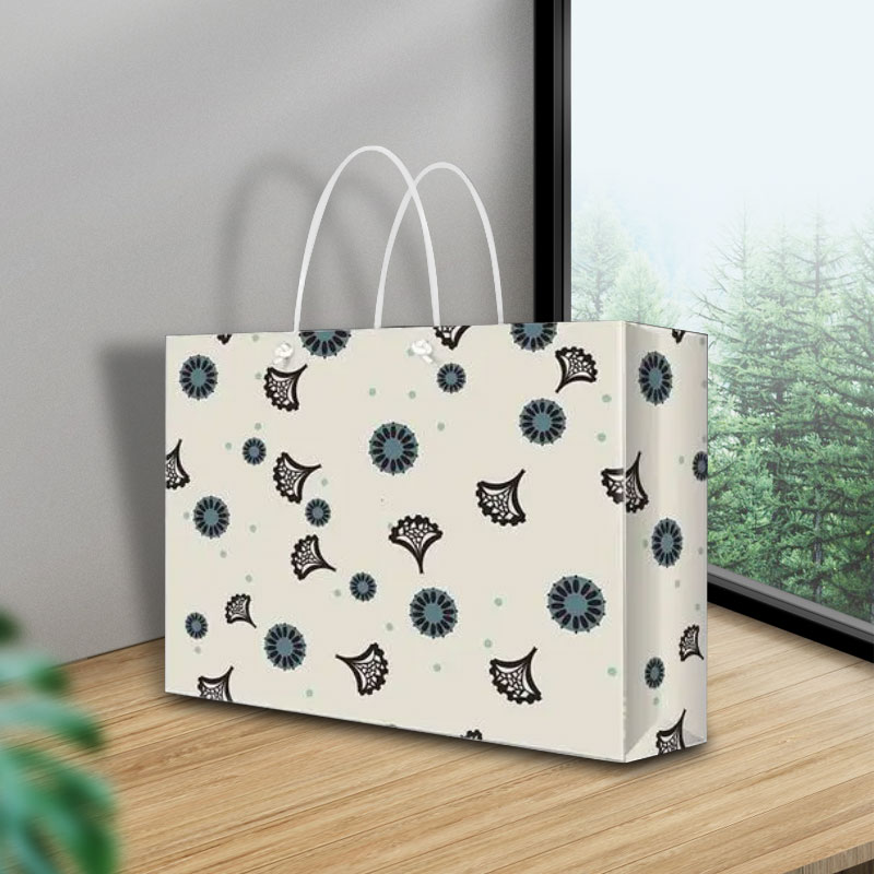 Tas hadiah yang elegan adalah pilihan yang berharga untuk dipertimbangkan